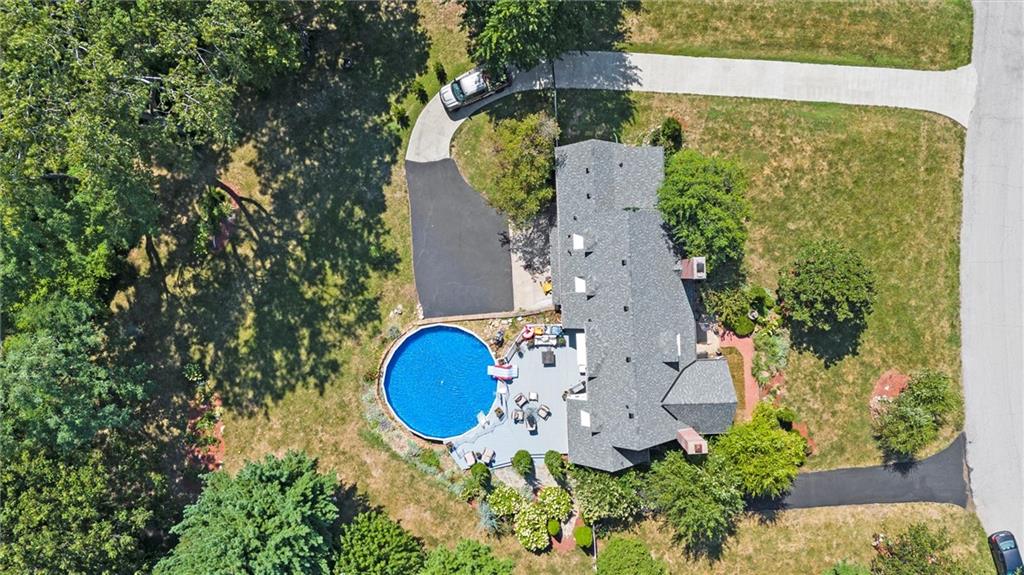 7109 HARECLIFF Drive