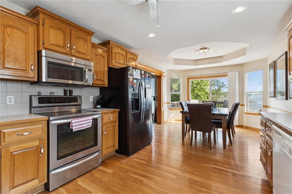 805 NW Albatross Drive