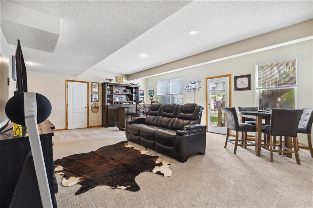 805 NW Albatross Drive