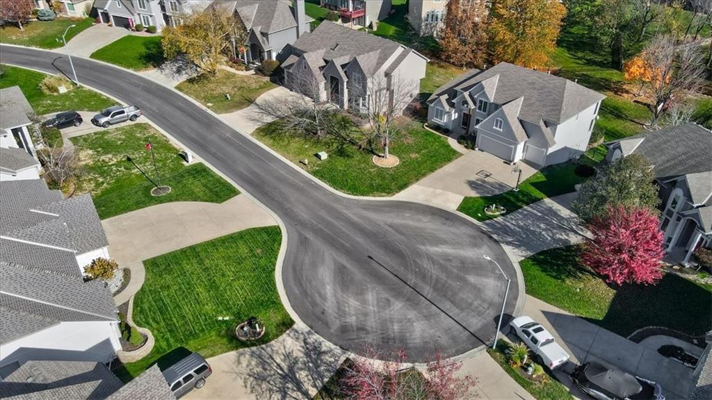 5509 NE OAKS RIDGE Lane