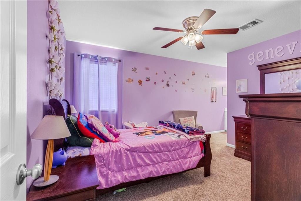 5509 NE OAKS RIDGE Lane