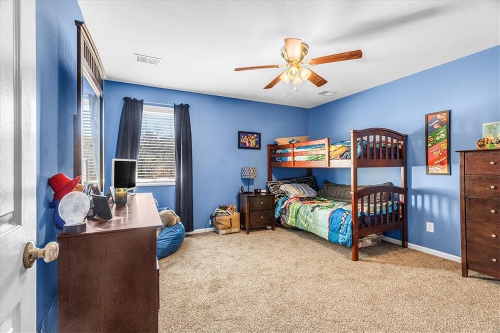 5509 NE OAKS RIDGE Lane