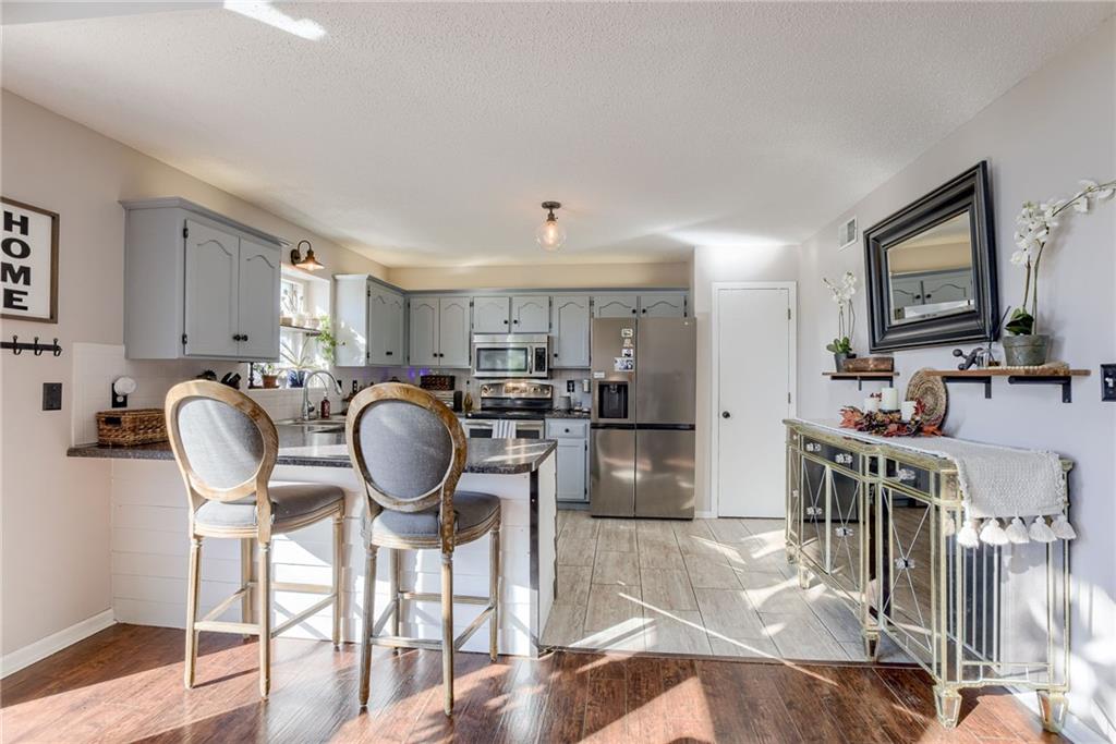 2433 SE 7th Street