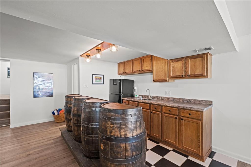 82 Anchor Drive