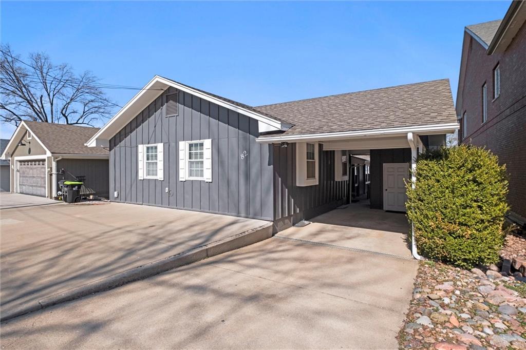 82 Anchor Drive