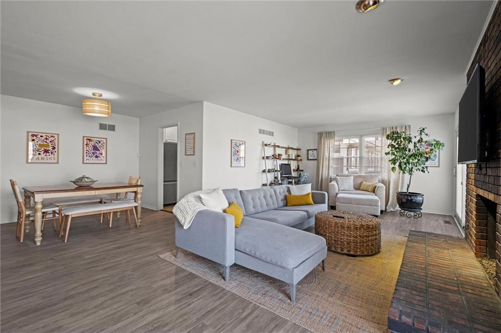 82 Anchor Drive