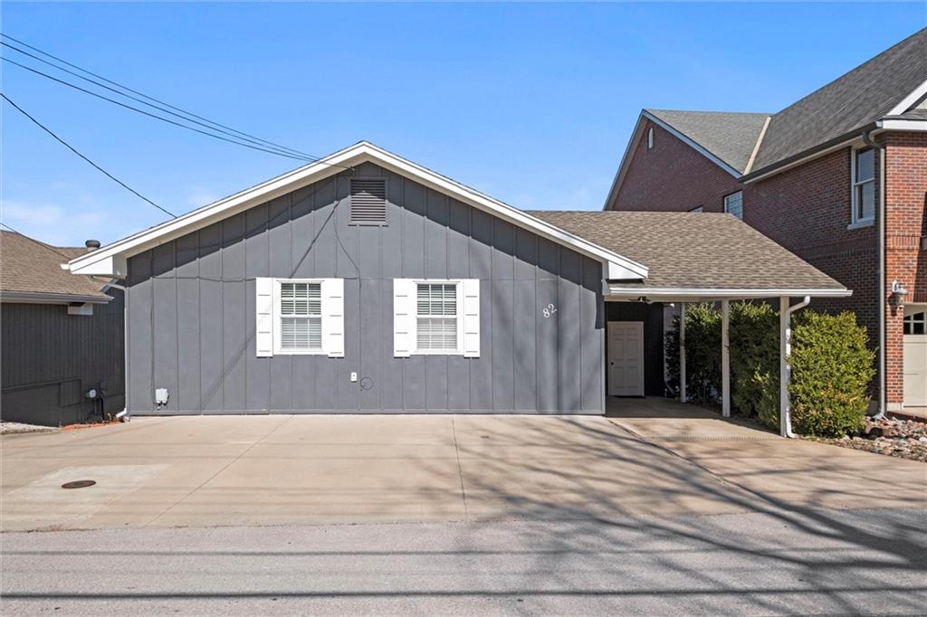 82 Anchor Drive