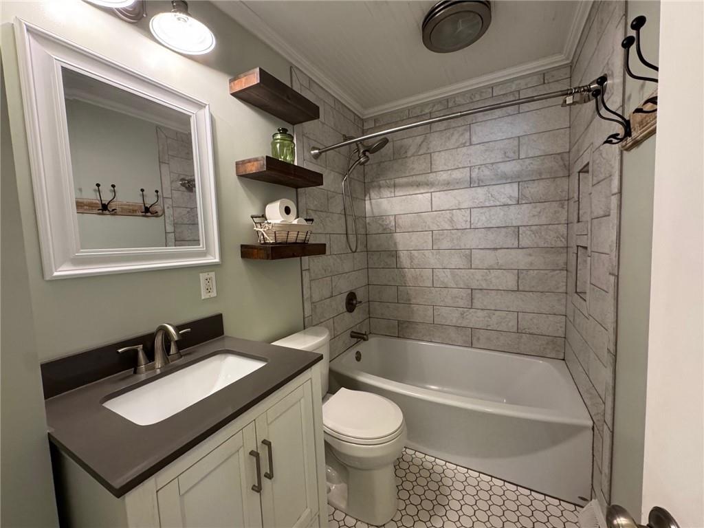 1703 NE 75th Terrace
