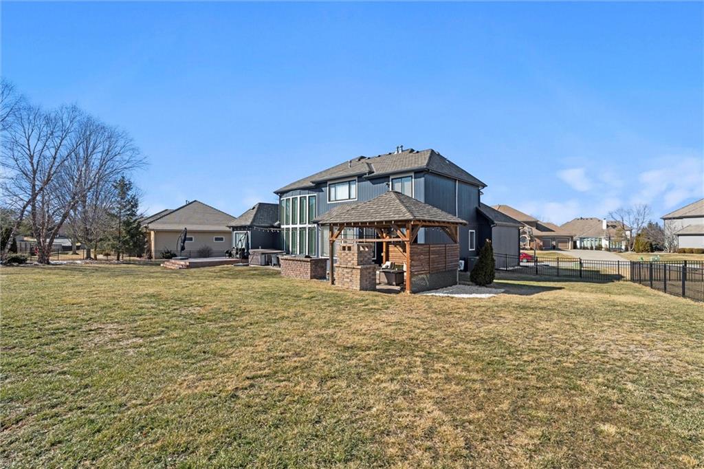 4209 NE TREMONT Circle