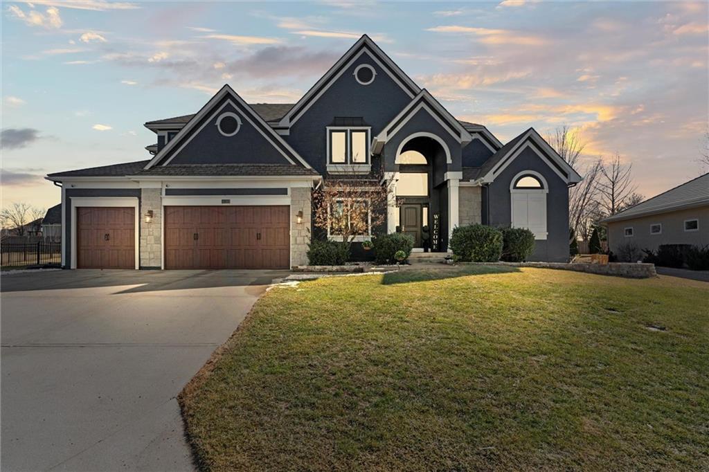 4209 NE TREMONT Circle