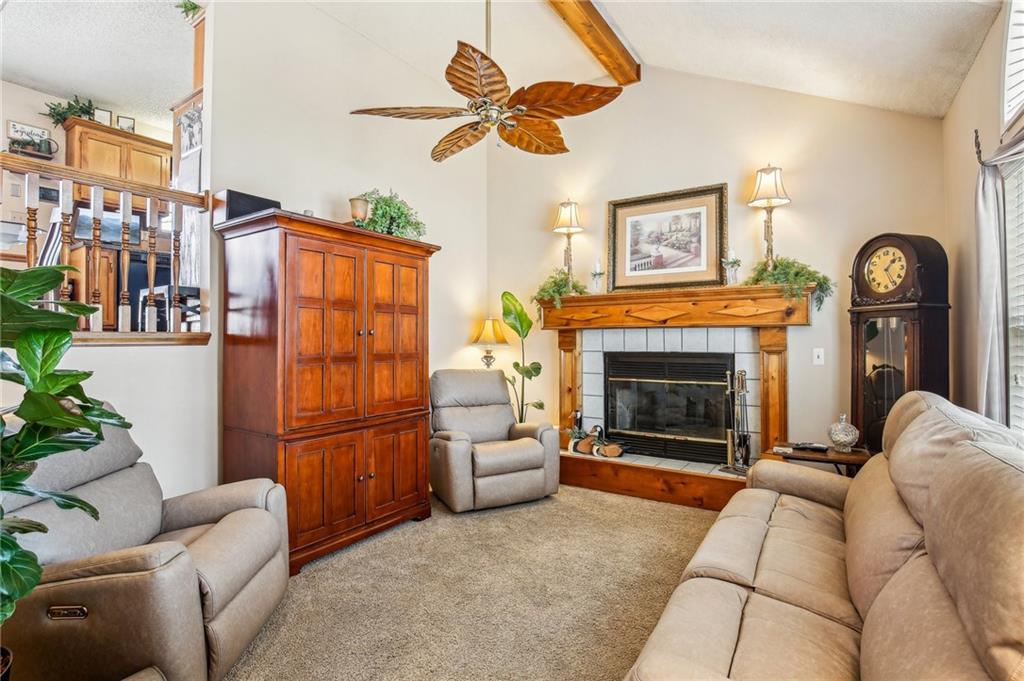 407 Huntington Court