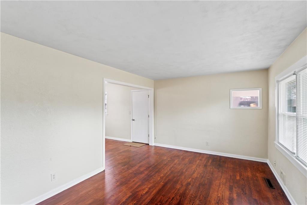 1408 Little Avenue