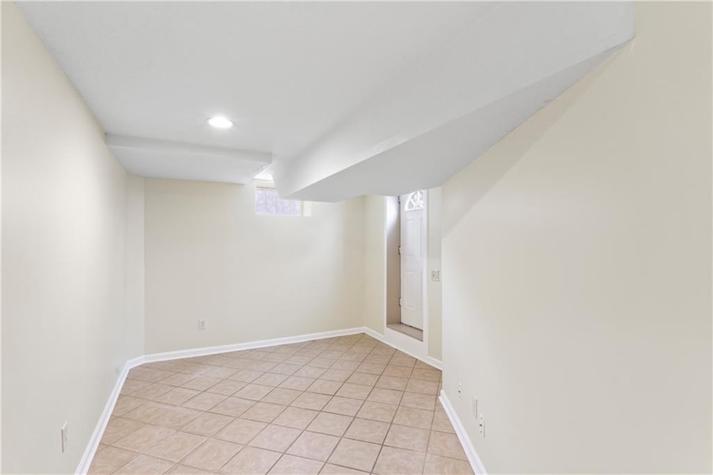 1408 Little Avenue