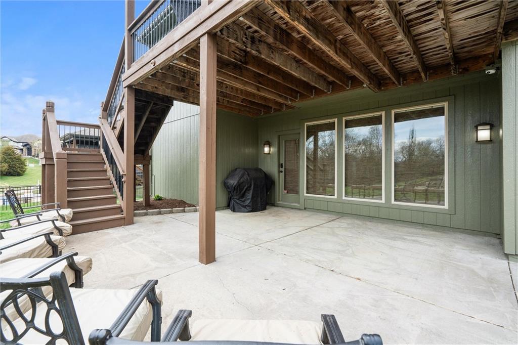 2804 NW Thoreau Drive