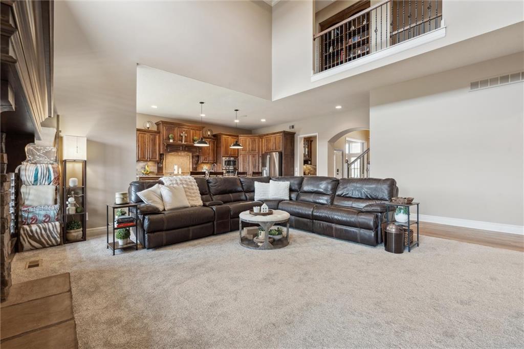 2804 NW Thoreau Drive