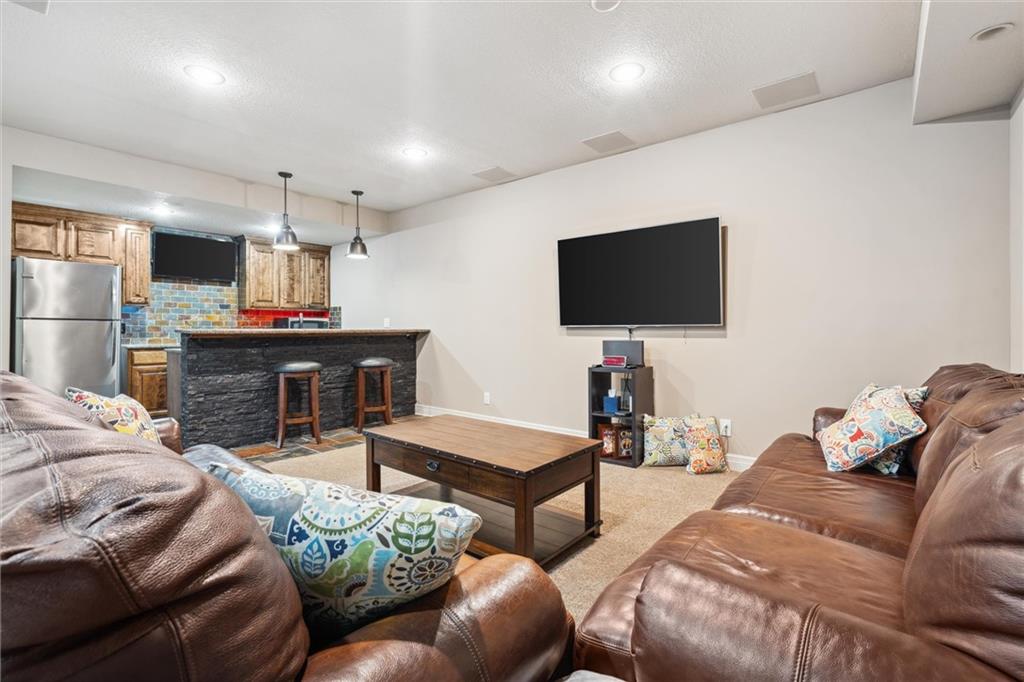 2804 NW Thoreau Drive