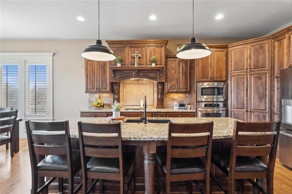 2804 NW Thoreau Drive