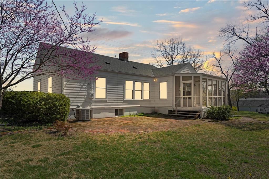 6804 Woodson Road