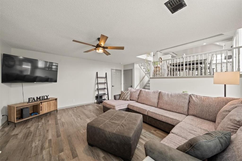 209 E Foxwood Drive