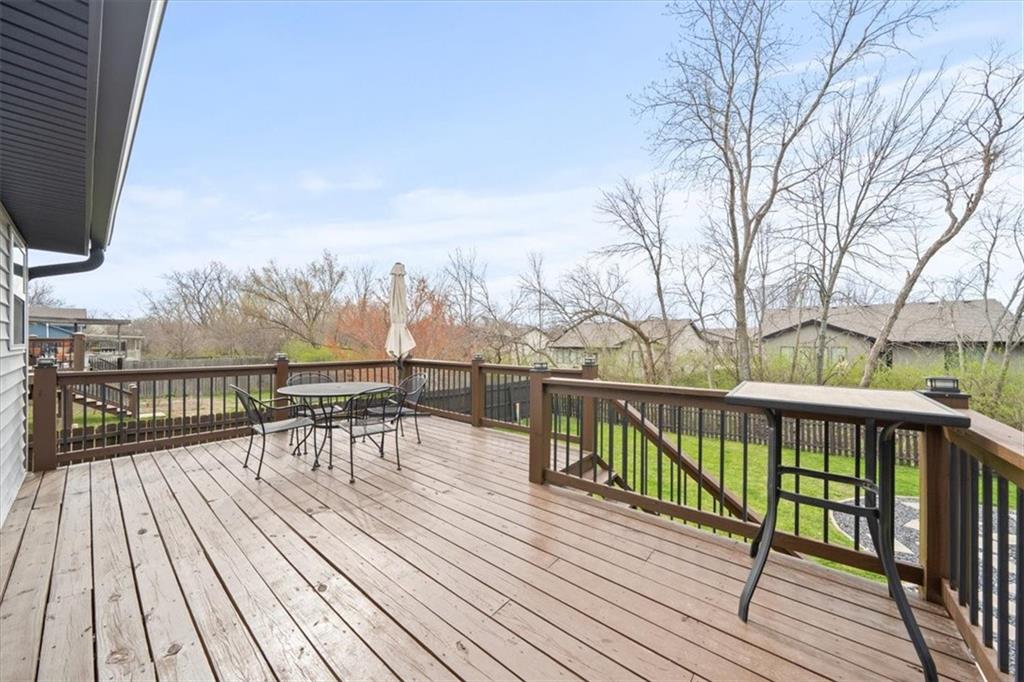 209 E Foxwood Drive
