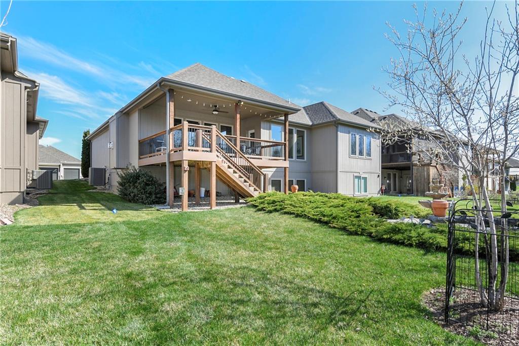 1699 NE Parkwood Drive
