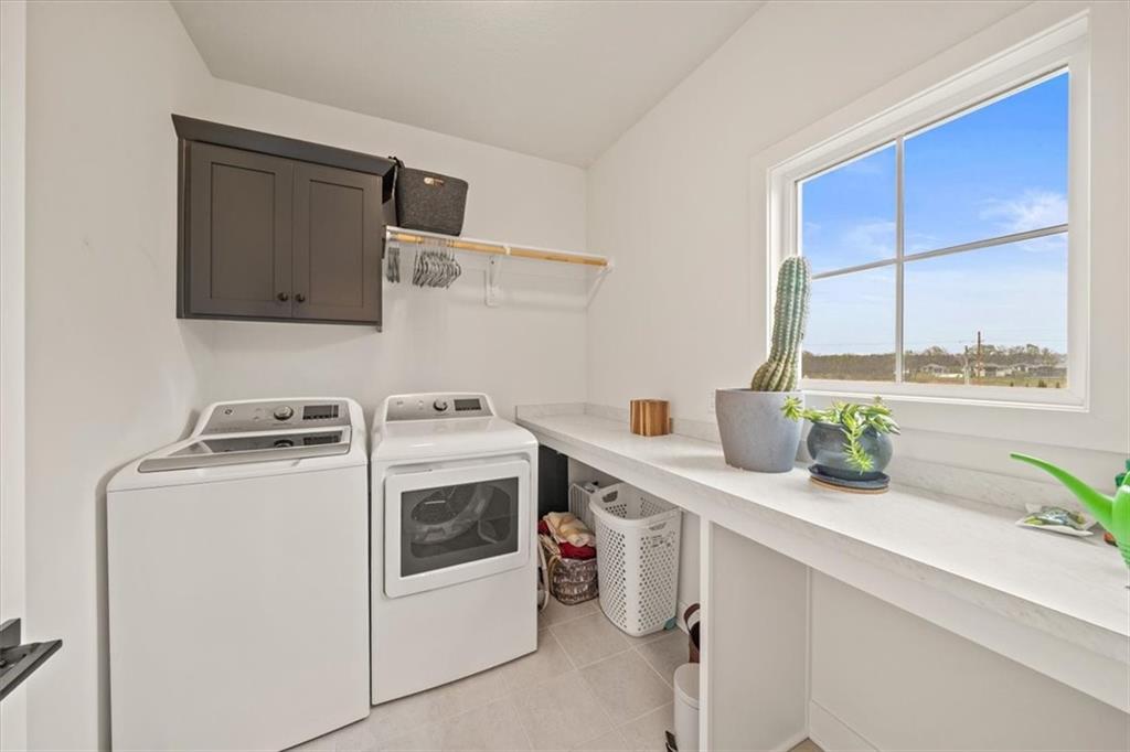 2024 SW Wheatfield Court