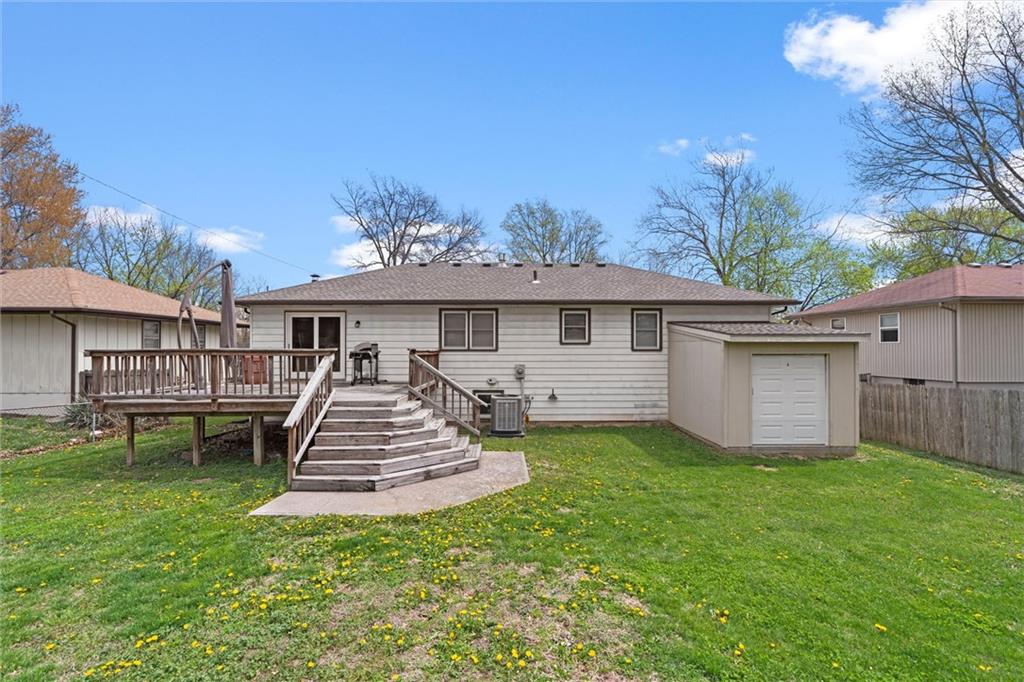 120 S Ellison Way