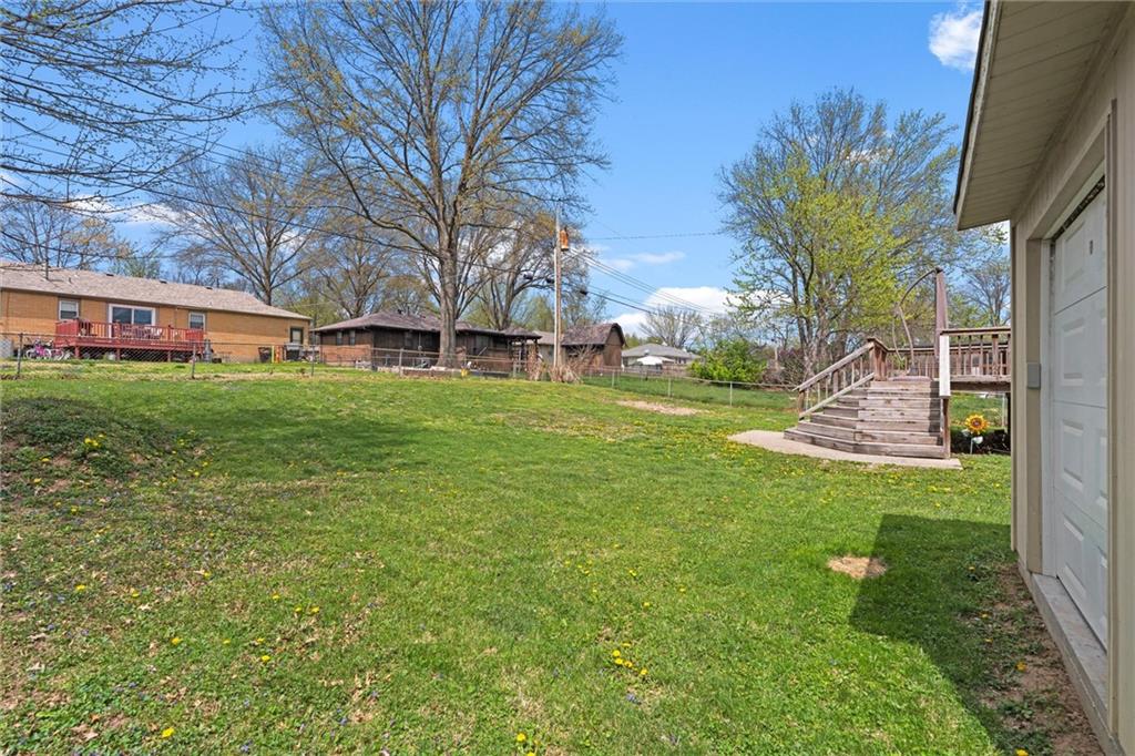 120 S Ellison Way