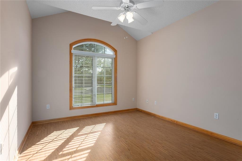 217 SW Ascot Court