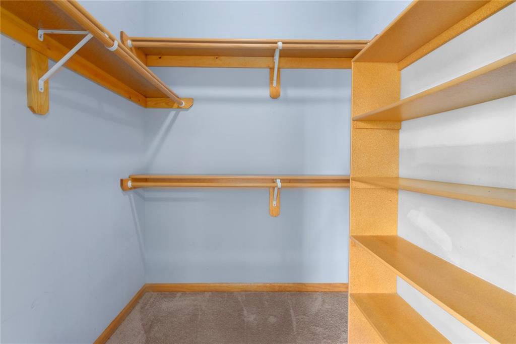 217 SW Ascot Court