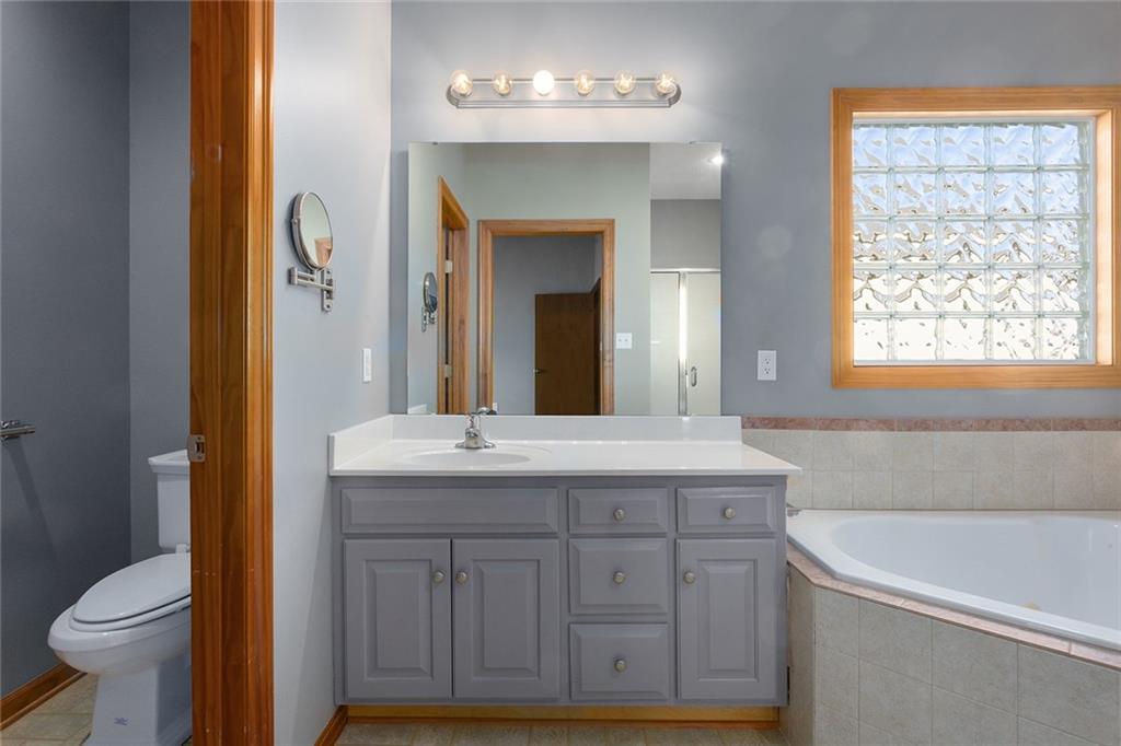 217 SW Ascot Court