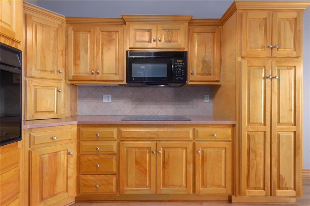 217 SW Ascot Court