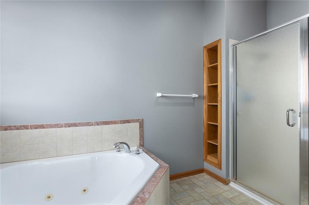 217 SW Ascot Court