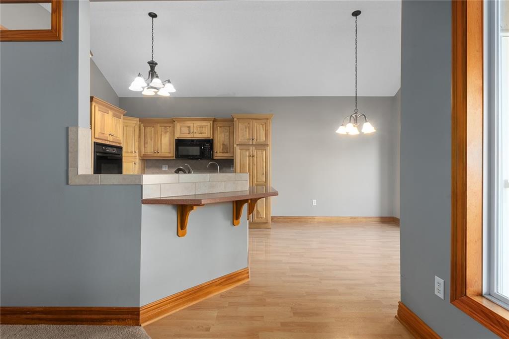 217 SW Ascot Court