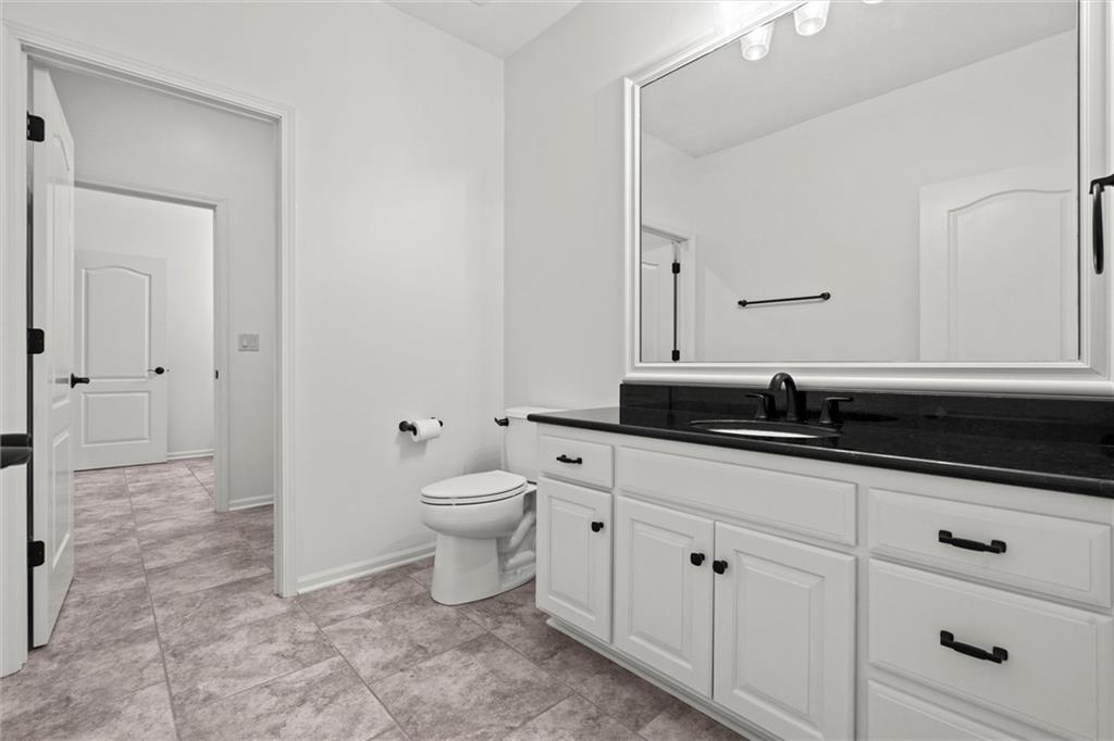 304 NW ROCKWOOD Court