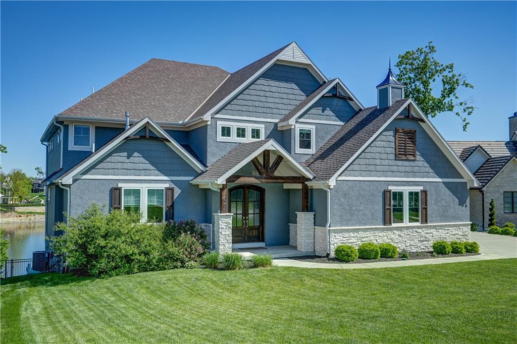 18 Black Hawk Drive