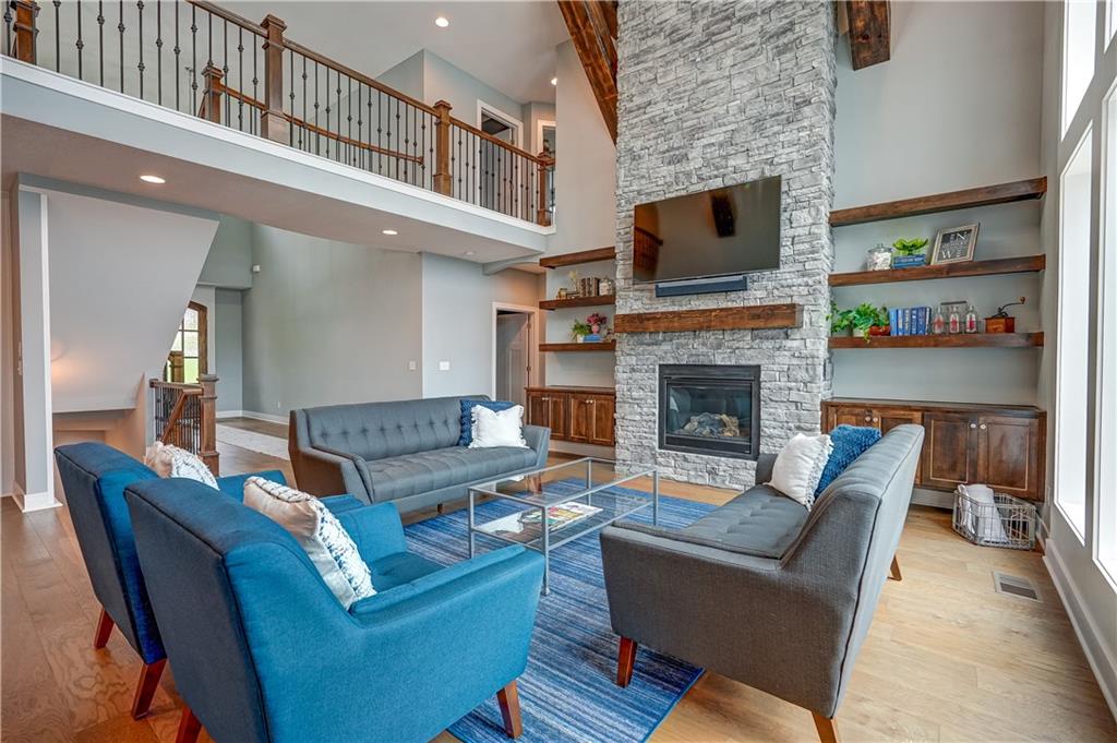 18 Black Hawk Drive