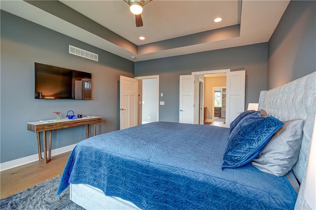 18 Black Hawk Drive