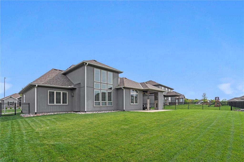 1321 NE Brandywine Road