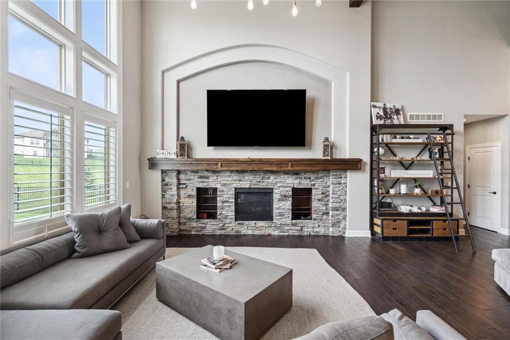 1321 NE Brandywine Road