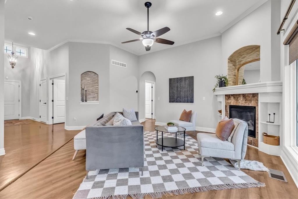 1718 NE Chapel Woods Drive