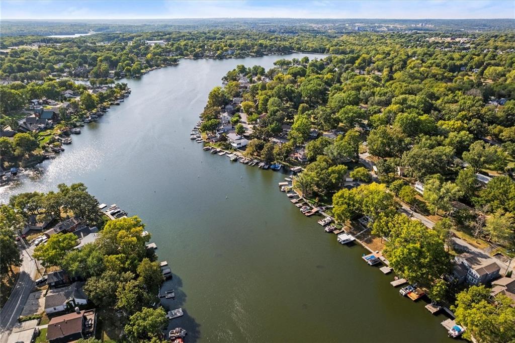 70 DOCKSIDE Drive