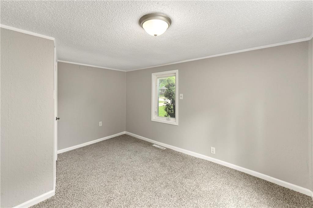 411 SW 9th Street