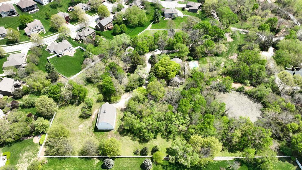 1548 NE Woods Chapel Road