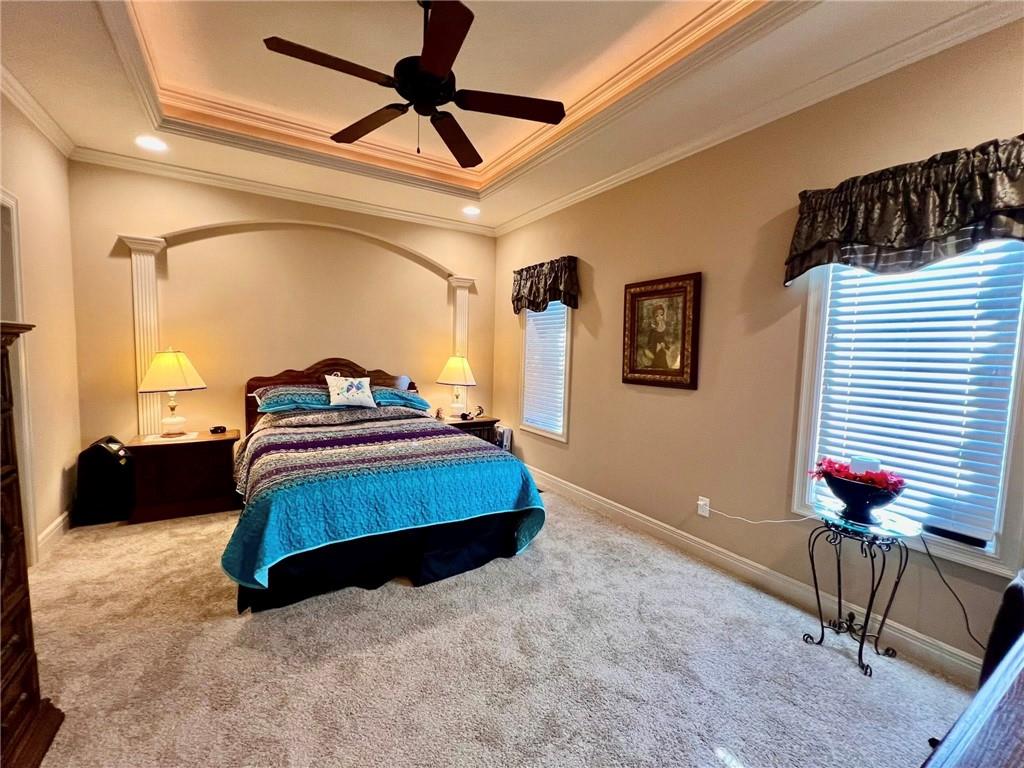 4149 NE Chapel Manor Drive