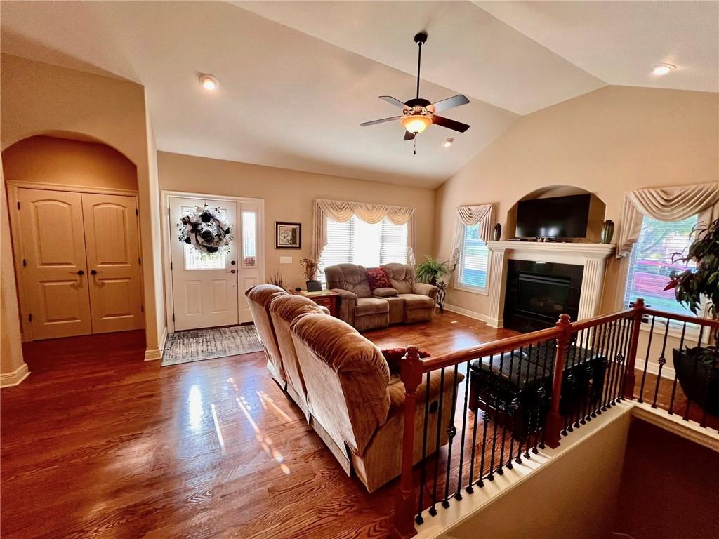 4149 NE Chapel Manor Drive