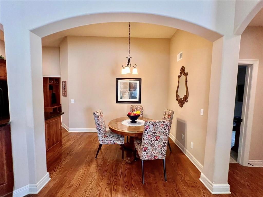 4149 NE Chapel Manor Drive