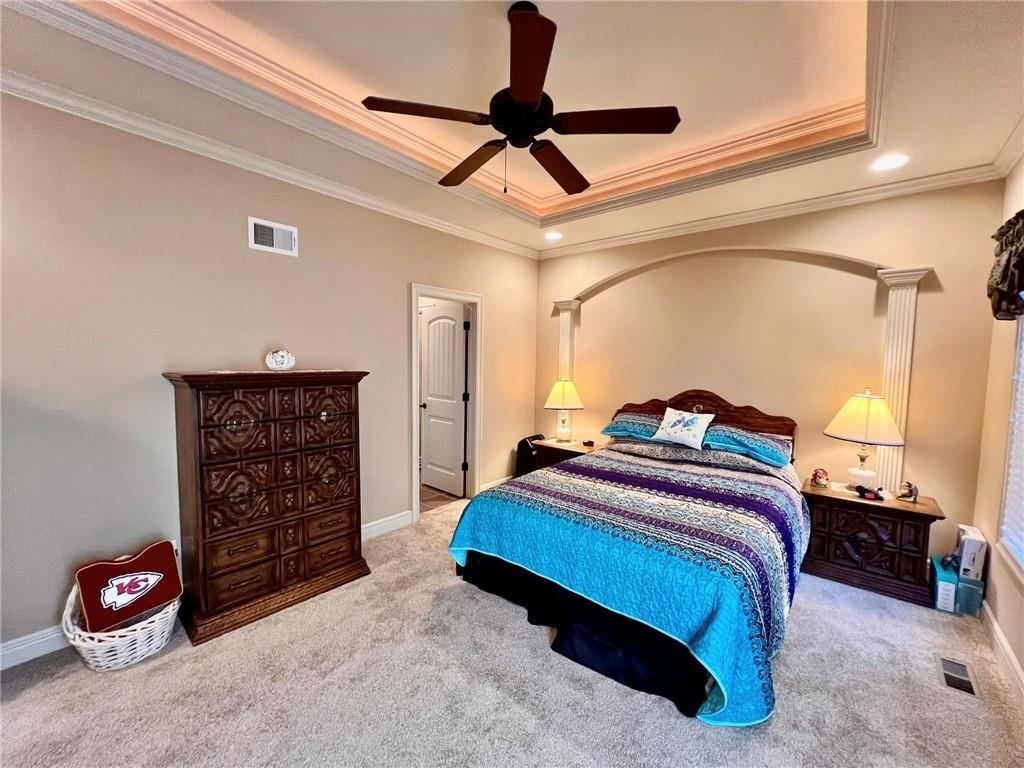 4149 NE Chapel Manor Drive