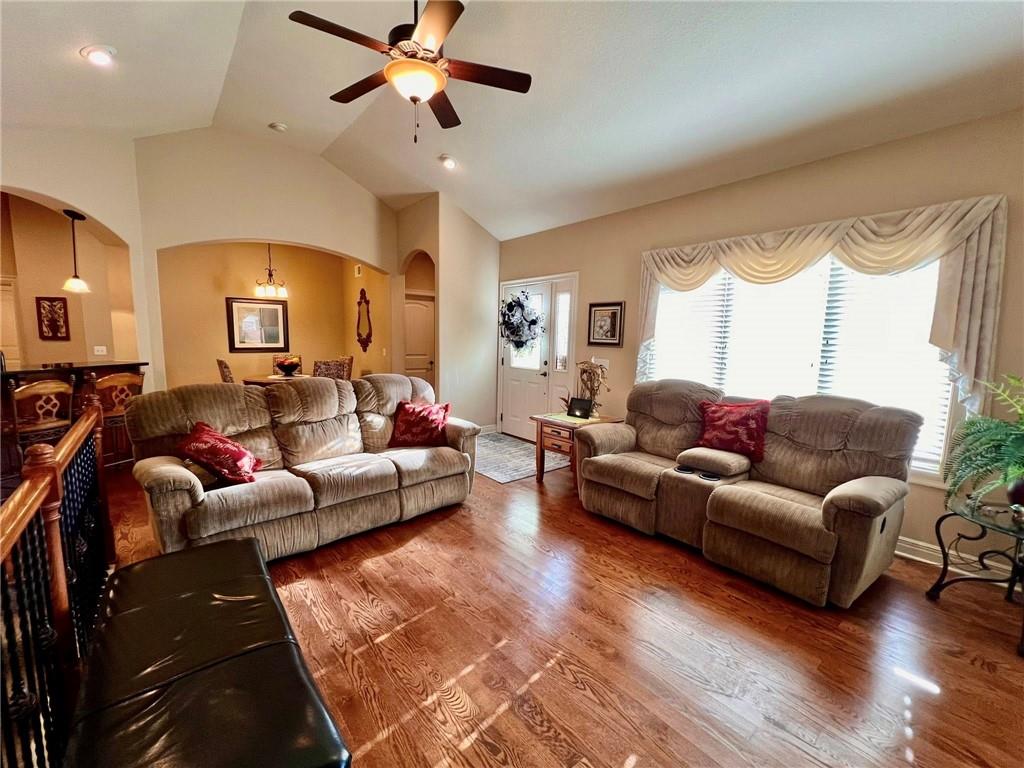 4149 NE Chapel Manor Drive