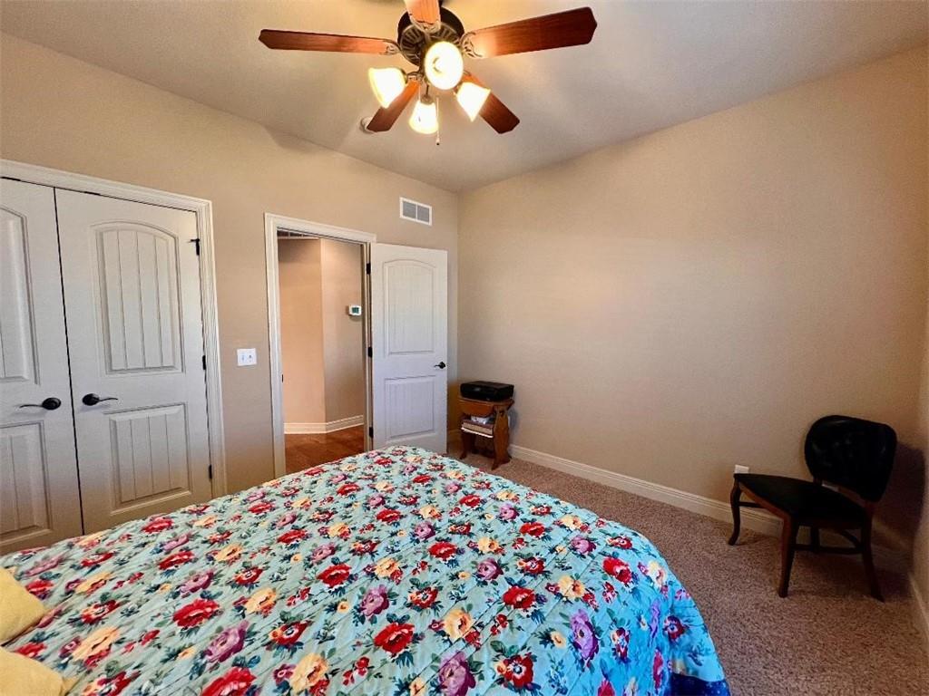 4149 NE Chapel Manor Drive